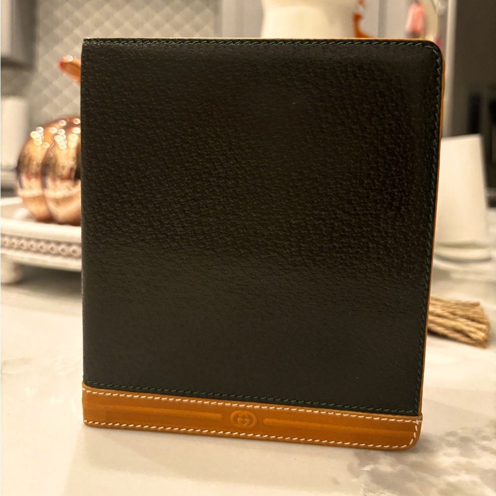 Vintage Gucci Cardholder with COA